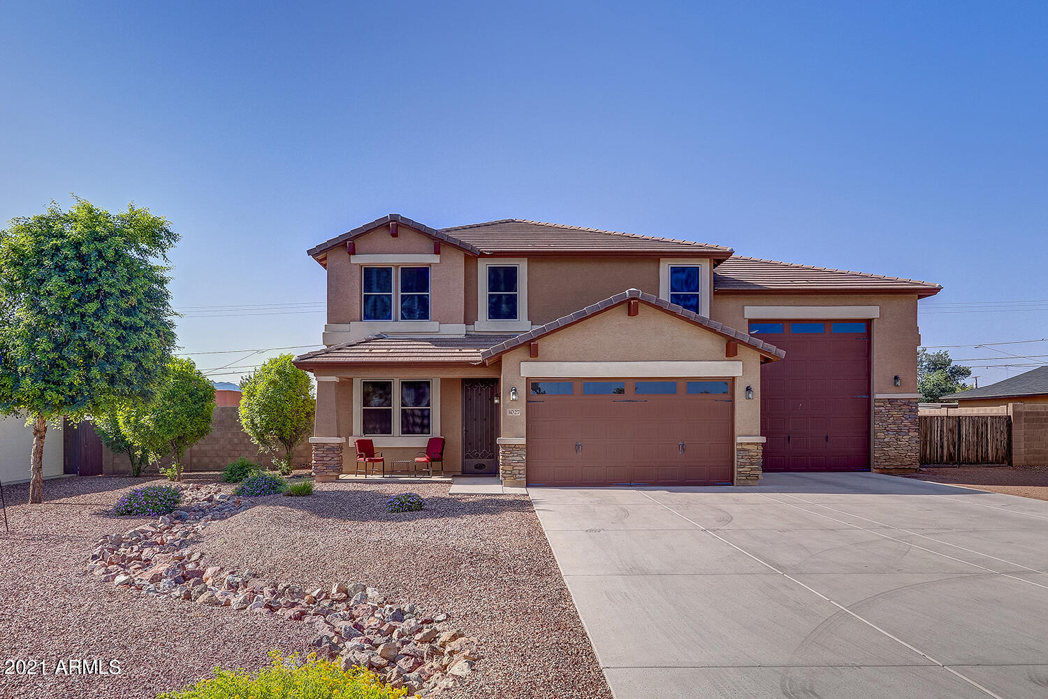 3027 East Charter Oak Road Phoenix, AZ 85032 - Photo 1 of 39 Front