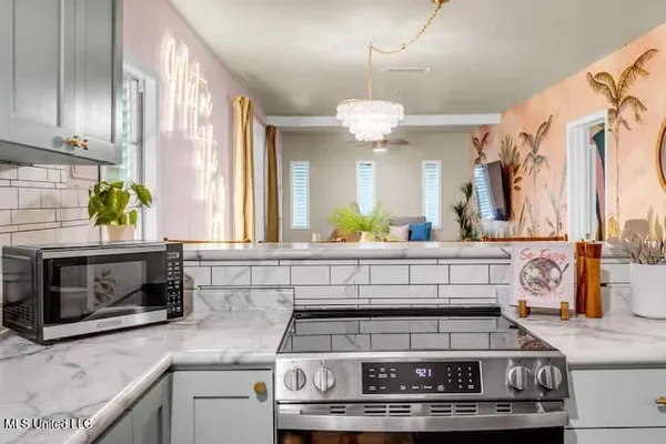 $299,900 | 800 Ruth Avenue, Gulfport, MS 39501