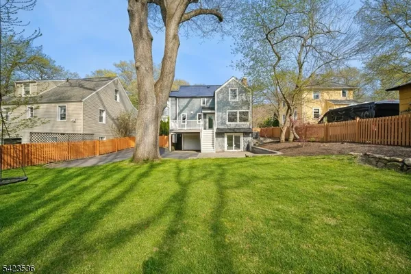 $1,075,000 | 57 Baltusrol Road, Summit, NJ 07901