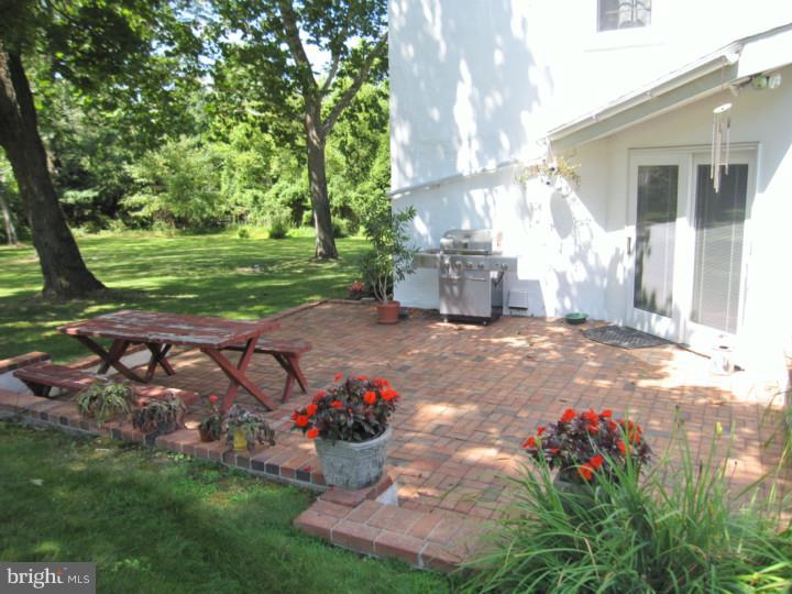 230 Church Road Hatfield, PA 19440 - Photo 15 of 23 Patio