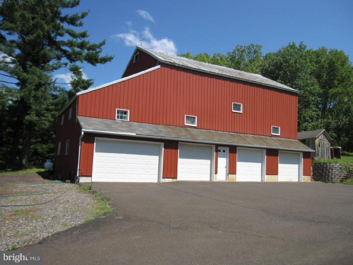 230 Church Road Hatfield, PA 19440 - Photo 17 of 23 Barn