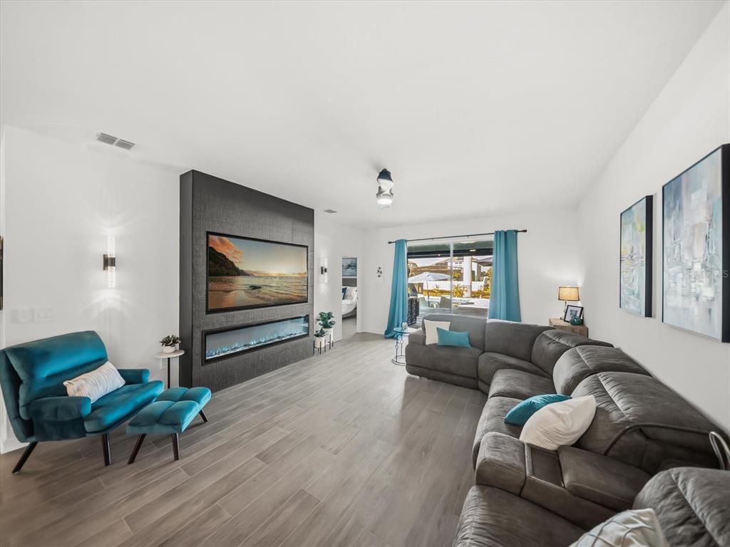 11851 Language Way Orlando, FL 32832 - Photo 5 of 65