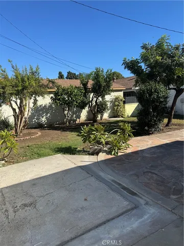 $3,400 | 5729 East Wardlow Road, Long Beach, CA 90808