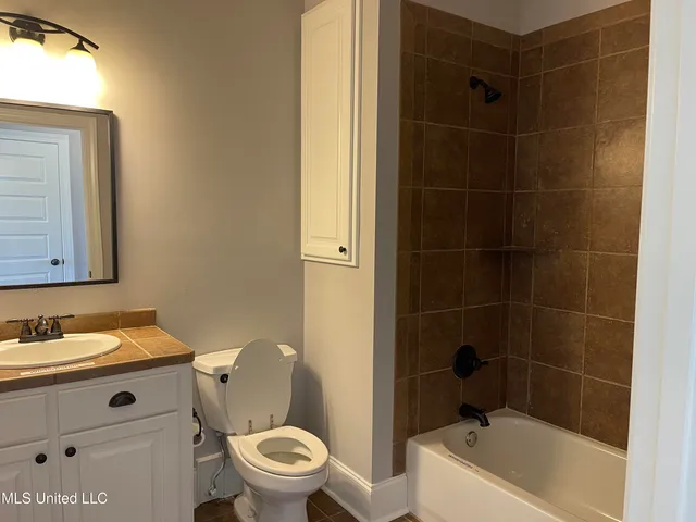 $449,900 | 1310 Ford Road, Terry, MS 39170