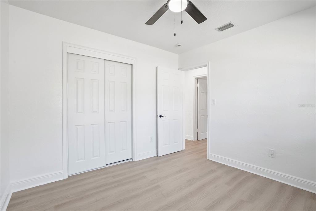 4720 Mohegan Road St. Petersburg, FL 33708 - Photo 24 of 33