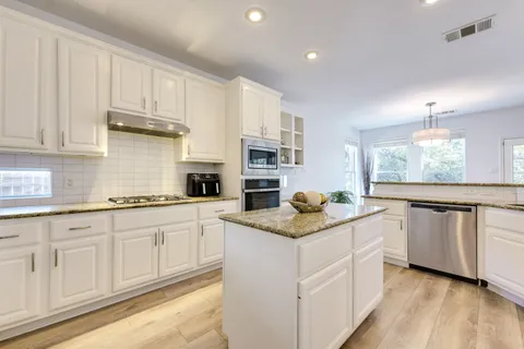 $819,000 | 12200 Capitol Saddlery Trail, Austin, TX 78732