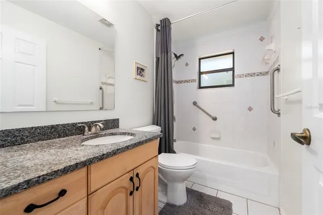 $379,000 | 5070 Northeast 52nd Place, High Springs, FL 32643