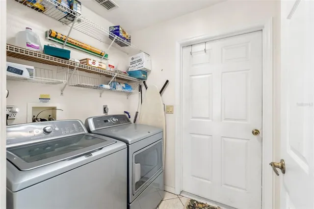 $379,000 | 5070 Northeast 52nd Place, High Springs, FL 32643