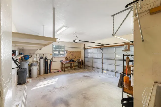 $379,000 | 5070 Northeast 52nd Place, High Springs, FL 32643