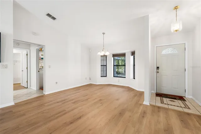 $379,000 | 5070 Northeast 52nd Place, High Springs, FL 32643