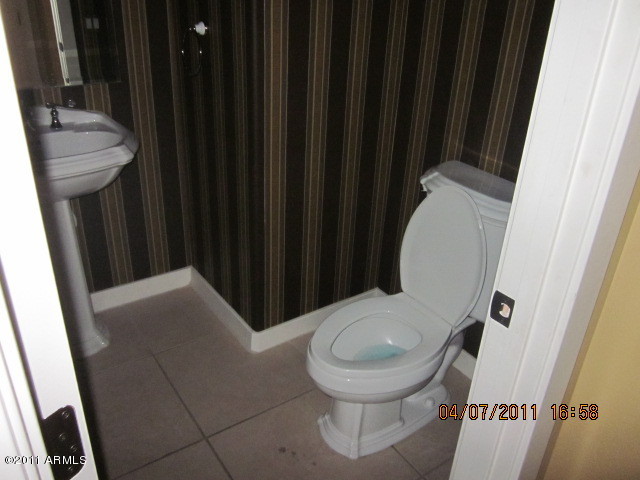 9127 East Mountain Spring Road Scottsdale, AZ 85255 - Photo 18 of 26 Bathroom 3