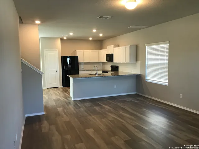 $2,200 | 1810 Strawberry Field, New Braunfels, TX 78130