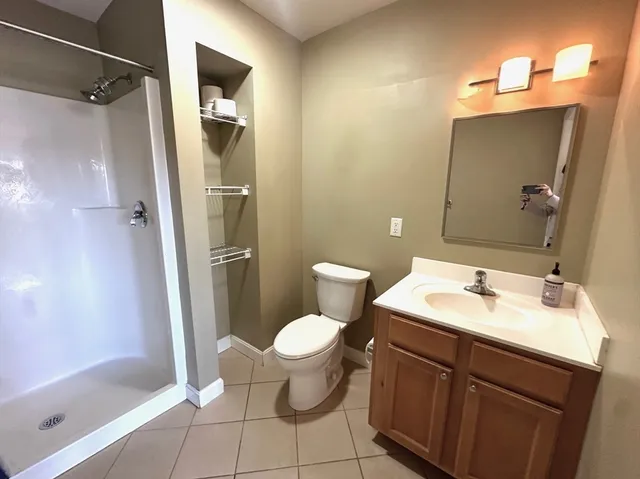 $2,500 | 211 Central Street, Unit 314, Norwood, MA 02062