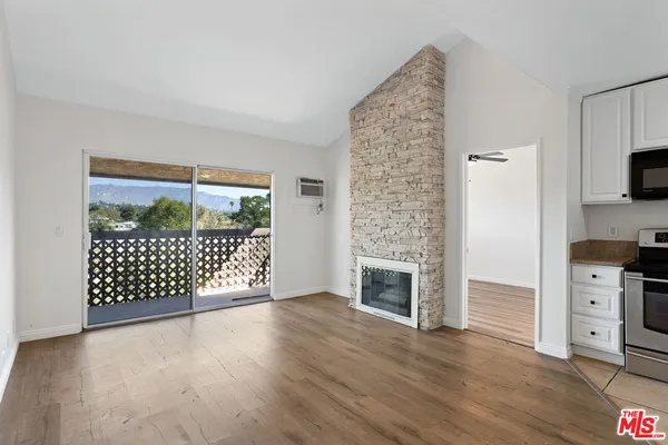 $485,000 | 5870 Benner Street, Unit 304, Los Angeles, CA 90042