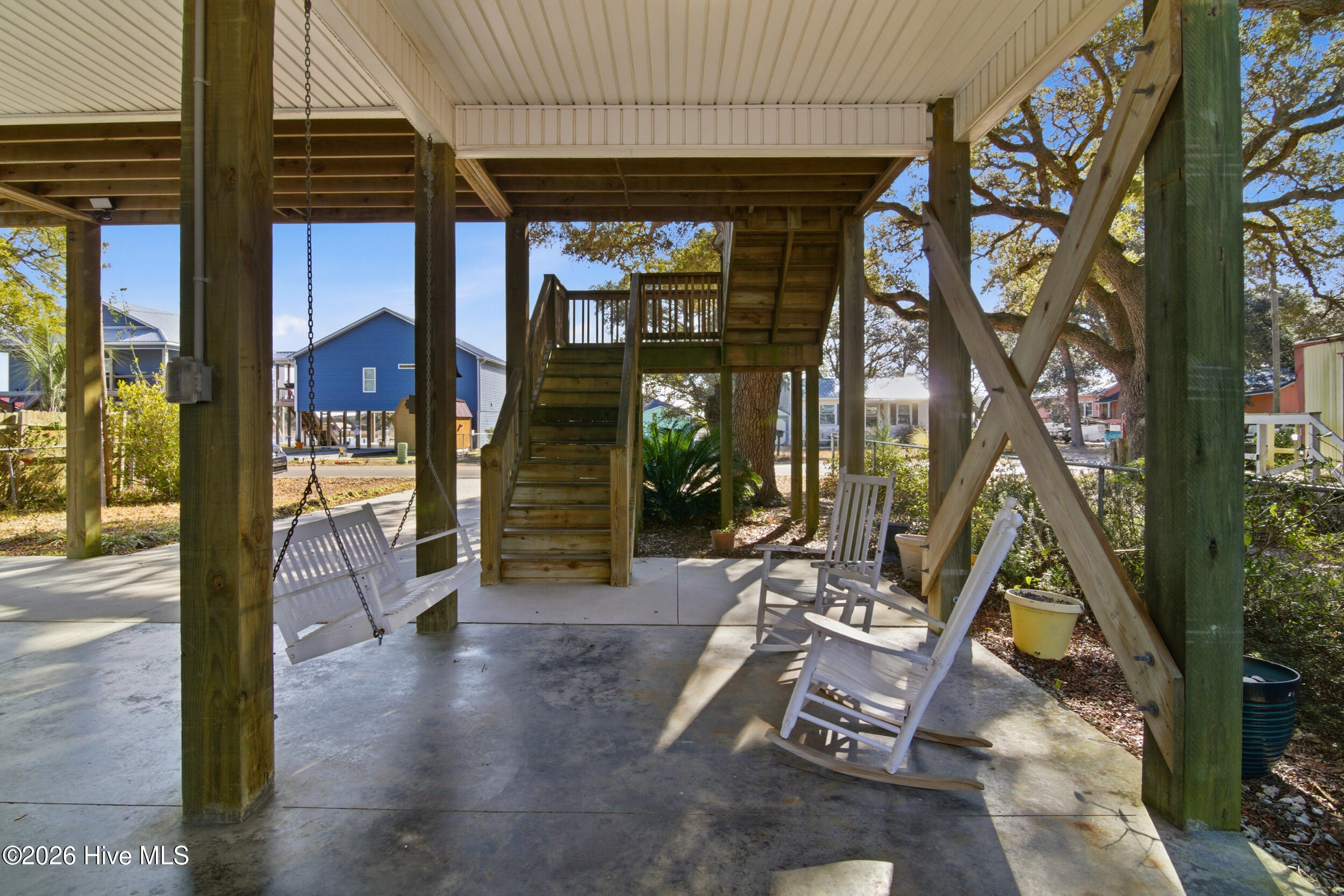 452 Lockwood Folly Road Southeast Bolivia, NC 28422 - Photo 29 of 55 front staircase with seating area