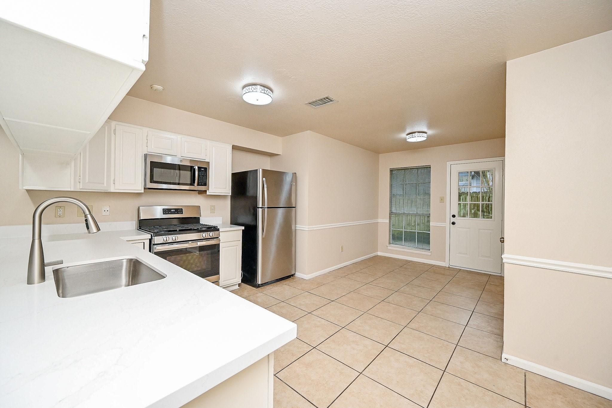 72 Laughing Brook Court Spring, TX 77380 - Photo 12 of 27