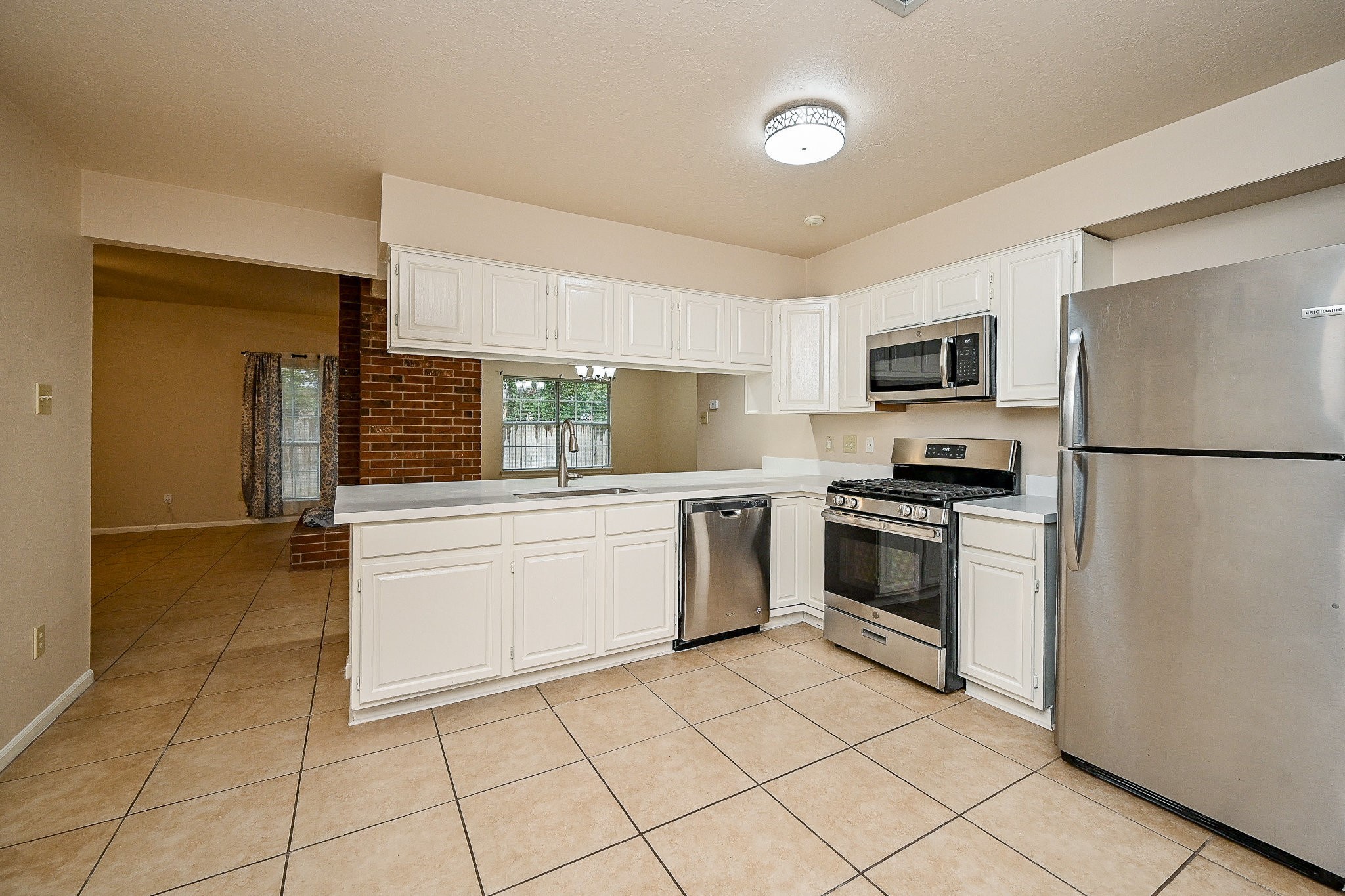 72 Laughing Brook Court Spring, TX 77380 - Photo 15 of 27