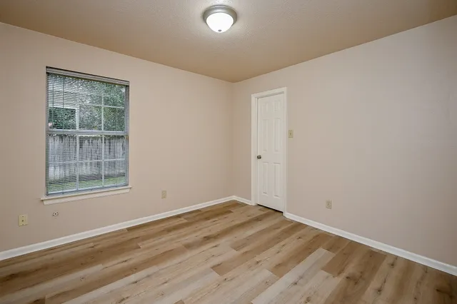 $2,150 | 72 Laughing Brook Court, Spring, TX 77380