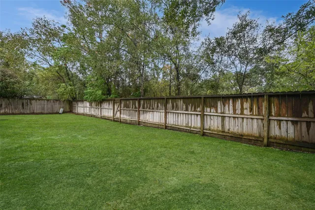 $2,150 | 72 Laughing Brook Court, Spring, TX 77380