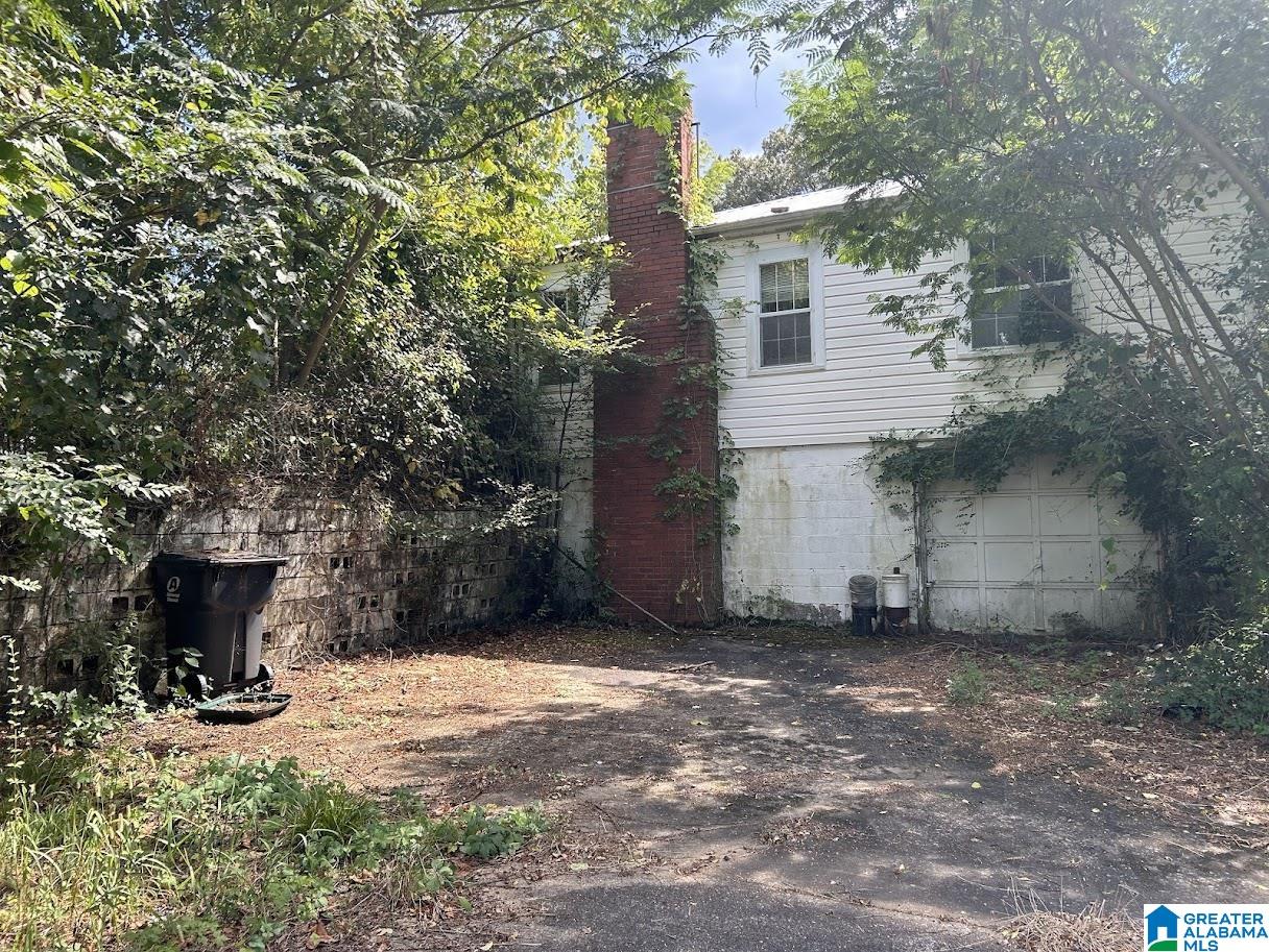 1818 Hillcrest Road Northeast Birmingham, AL 35215 - Photo 1 of 23