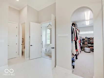 $1,065,000 | 4358 Eagleridge Lane, Zionsville, IN 46077
