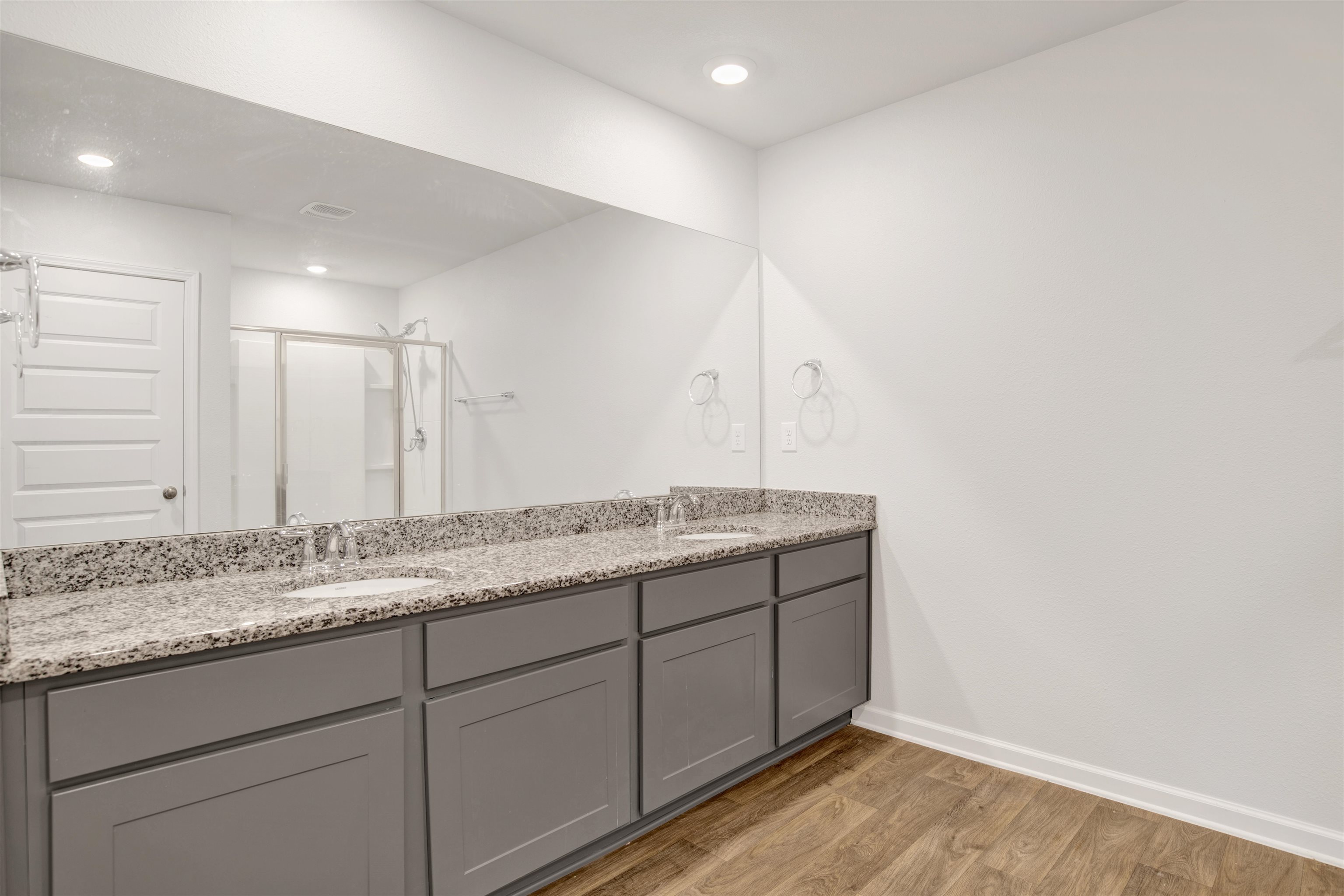 24011 Citation Loop Daphne, AL 36526 - Photo 19 of 34 Bathroom