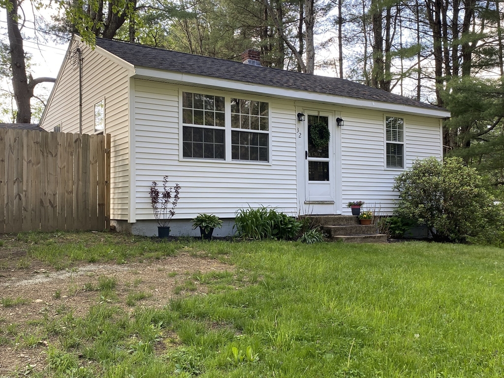 32 South Spencer Road Spencer, MA 01562 - Photo 2 of 34
