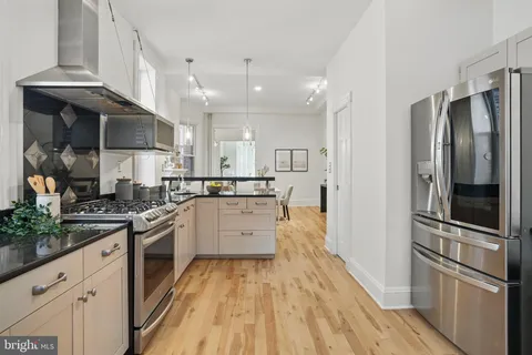 $1,210,000 | 136 R Street Northeast, Washington, DC 20002