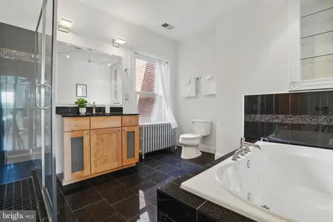 $1,210,000 | 136 R Street Northeast, Washington, DC 20002