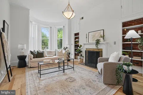 $1,210,000 | 136 R Street Northeast, Washington, DC 20002