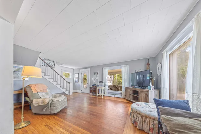 $145,800 | 10 Armstrong Street, Hillsdale, MI 49242