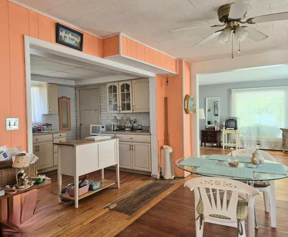 $145,800 | 10 Armstrong Street, Hillsdale, MI 49242