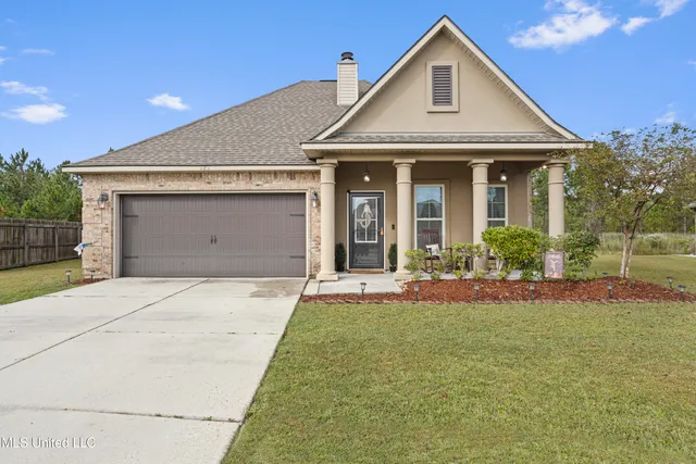 $332,000 | 485 Palm Breeze Drive, Ocean Springs, MS 39564