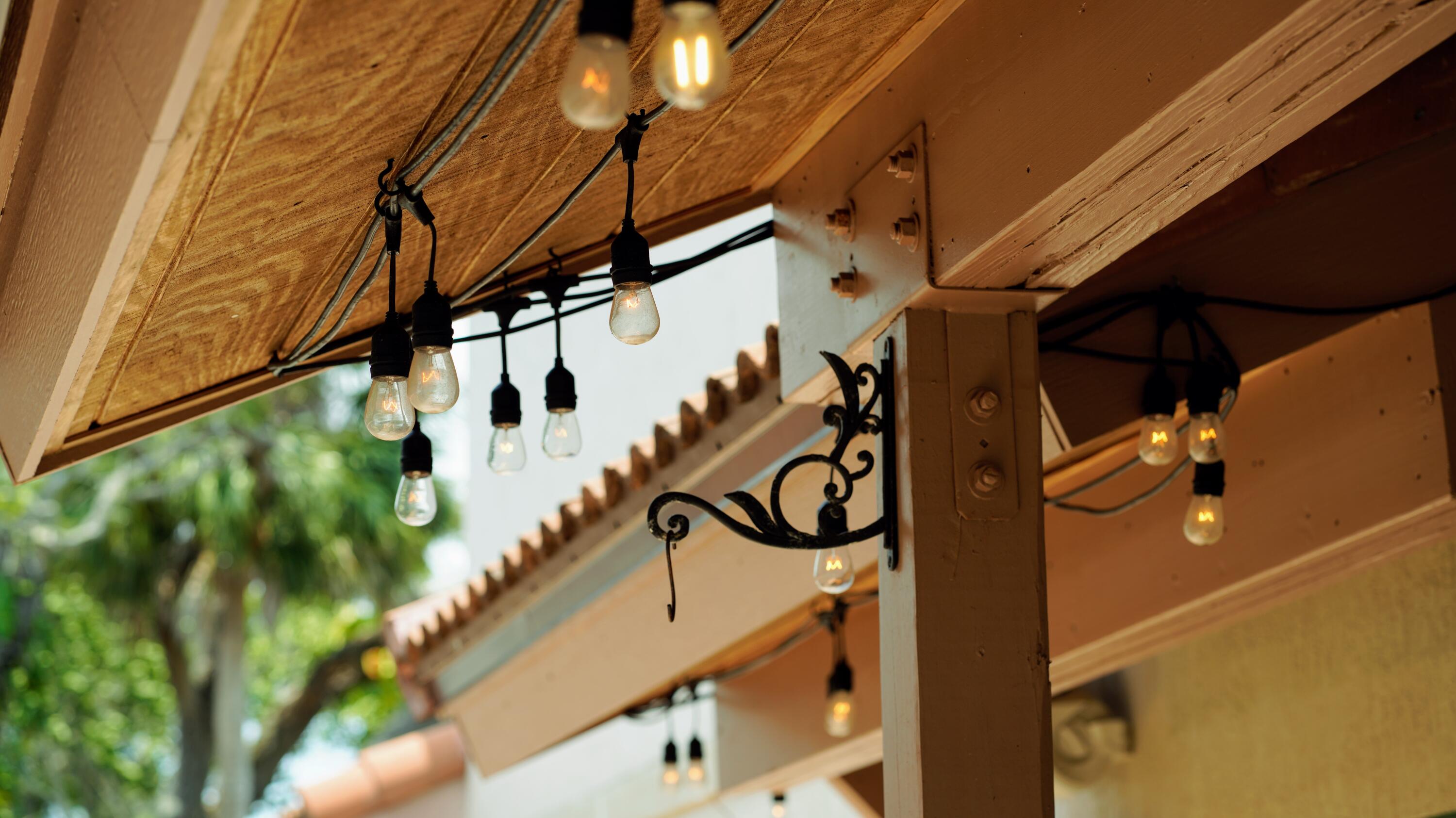 2260 Enjoya Lane Melbourne, FL 32901 - Photo 35 of 41 Back Patio