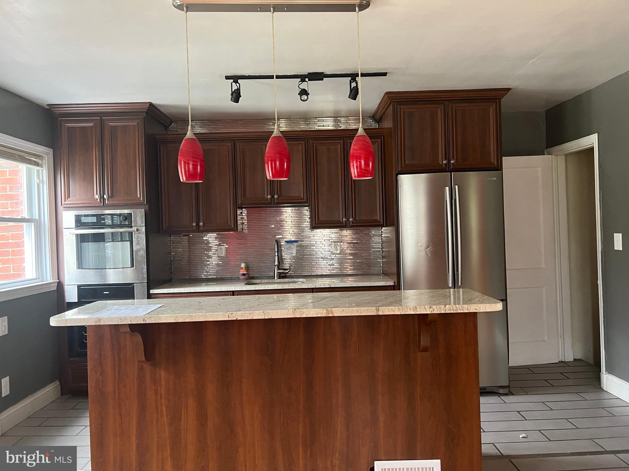 1526 Northbourne Road Baltimore, MD 21239 - Photo 4 of 9