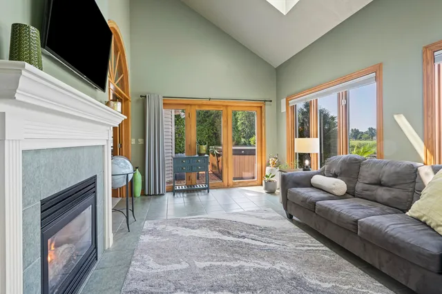 $699,000 | 124 Shelley Lane, De Pere, WI 54115