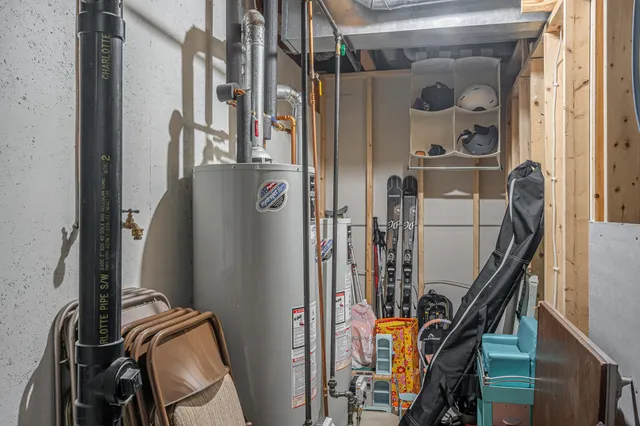 $699,000 | 124 Shelley Lane, De Pere, WI 54115