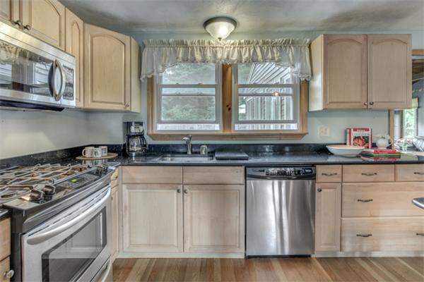 129 Navillus Road Tewksbury, MA 01876 - Photo 11 of 30 Gallery Image 11
