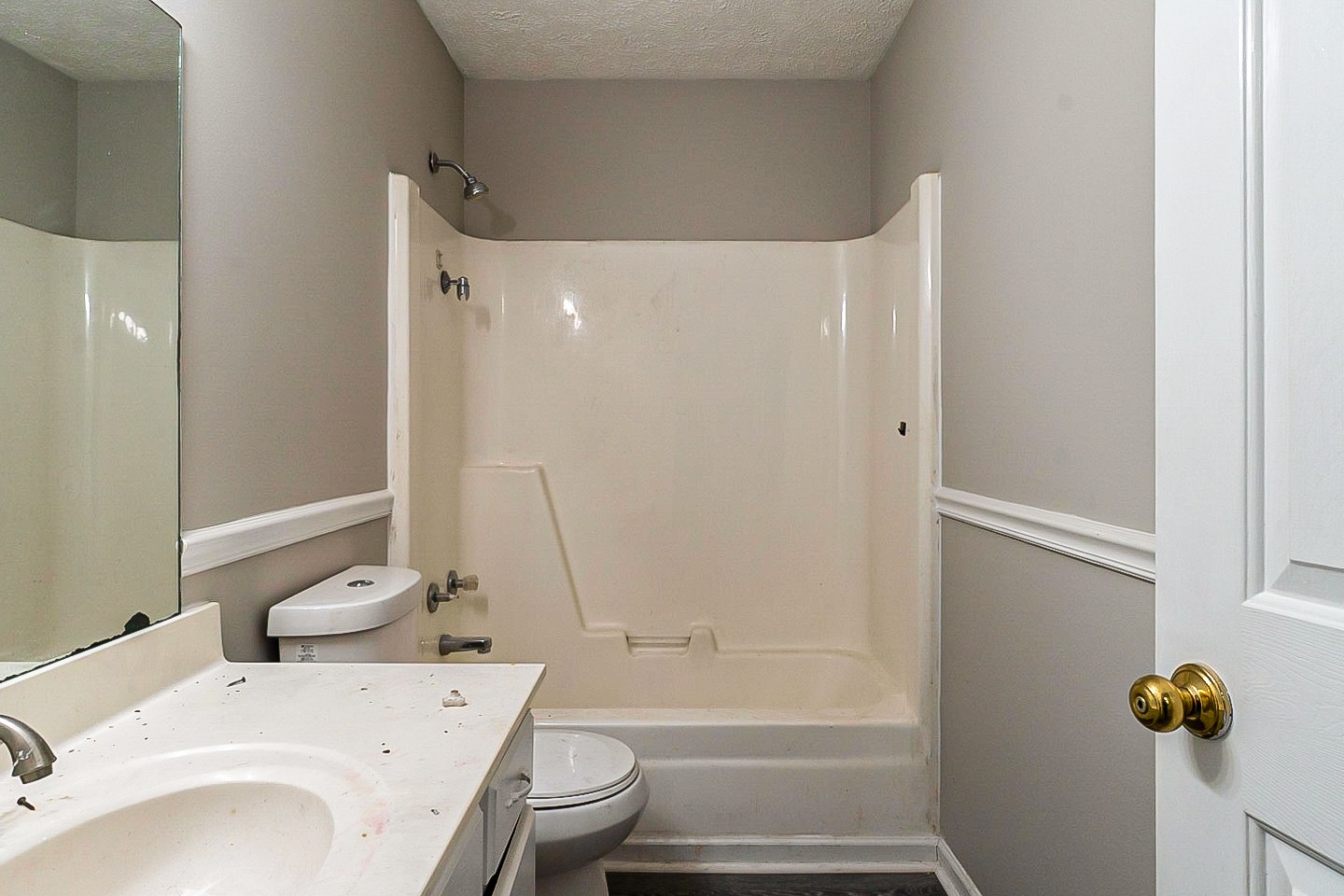 668 Crescent Road Murfreesboro, TN 37128 - Photo 15 of 24 a bathroom with a sink toilet and shower