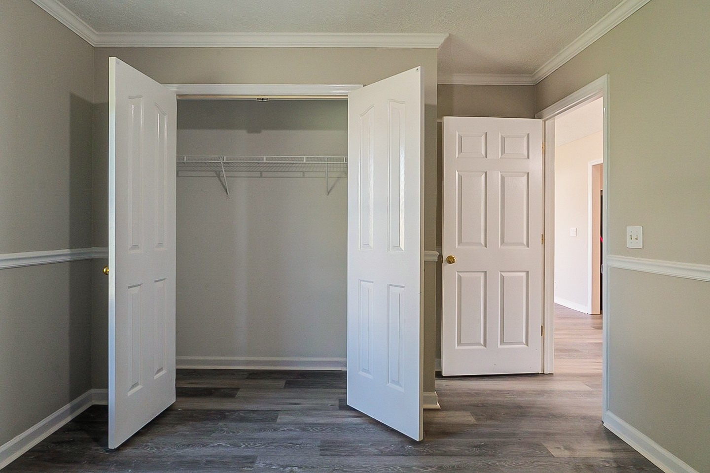 668 Crescent Road Murfreesboro, TN 37128 - Photo 18 of 24 a view of an empty room