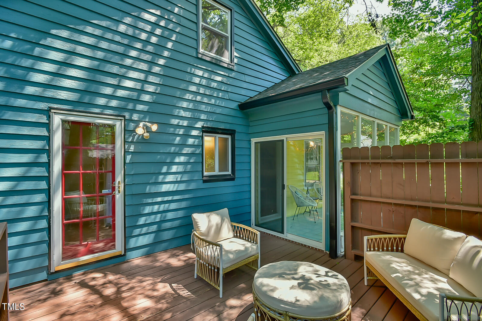 2605 Elgin Street Durham, NC 27704 - Photo 11 of 39 a backyard of a house with outdoor seating