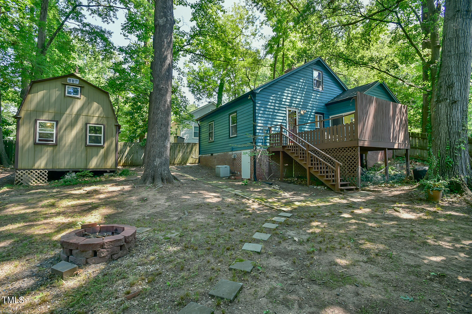 2605 Elgin Street Durham, NC 27704 - Photo 38 of 39 a front view of a house with garden