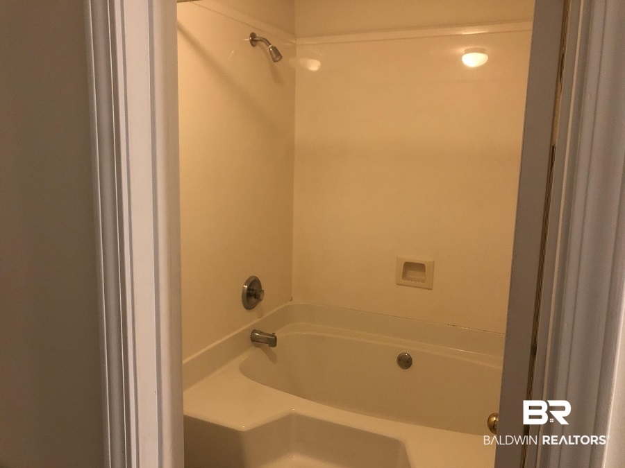 26801 Gilman Lane Robertsdale, AL 36567 - Photo 7 of 12