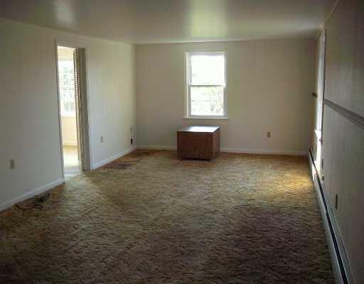 987 Ridge Avenue Pittsburgh, PA 15202 - Photo 6 of 6 Master Bedroom.
