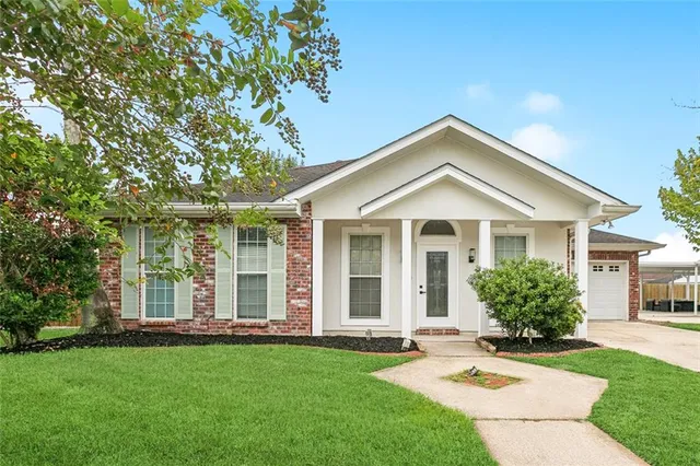 $245,000 | 2817 Meadow Drive, Violet, LA 70092