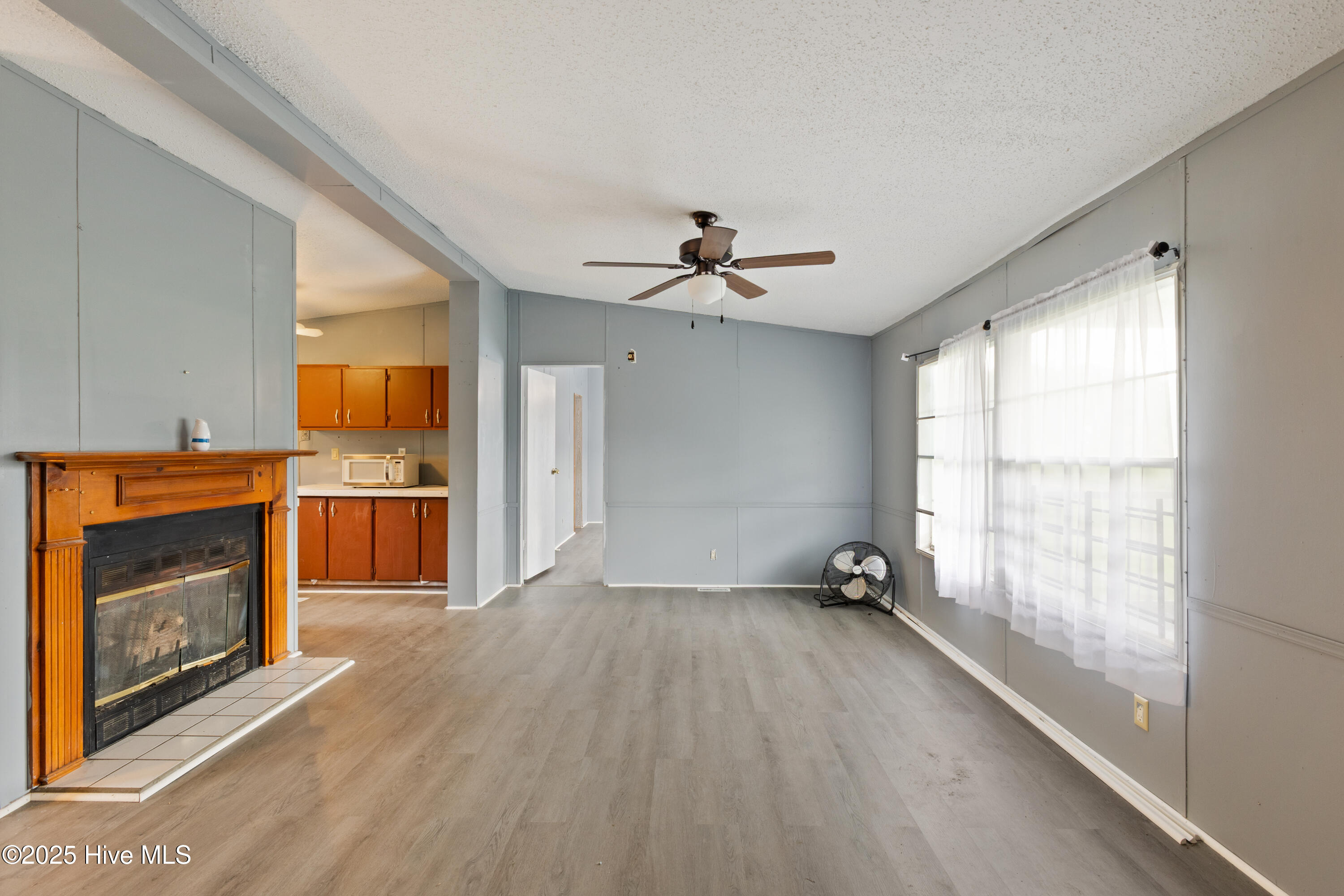 1461 Core Point Road Blounts Creek, NC 27814 - Photo 11 of 37 Family Room