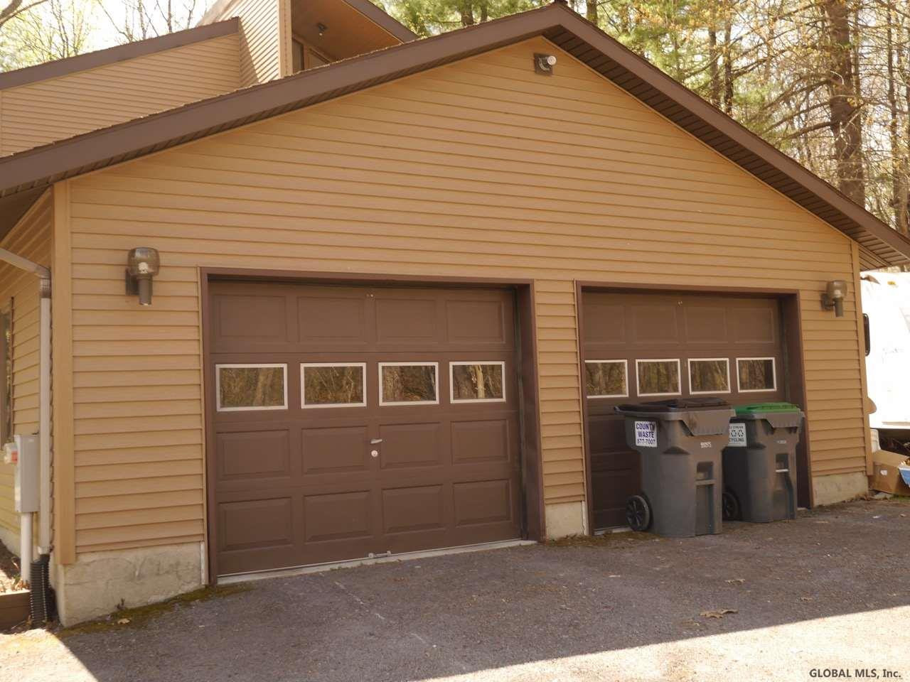 607 Mac Elroy Road Ballston Lake, NY 12019 - Photo 4 of 25 Photo 4