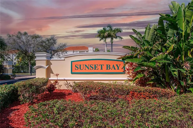 $499,900 | 6451 Sunset Bay Circle, Apollo Beach, FL 33572
