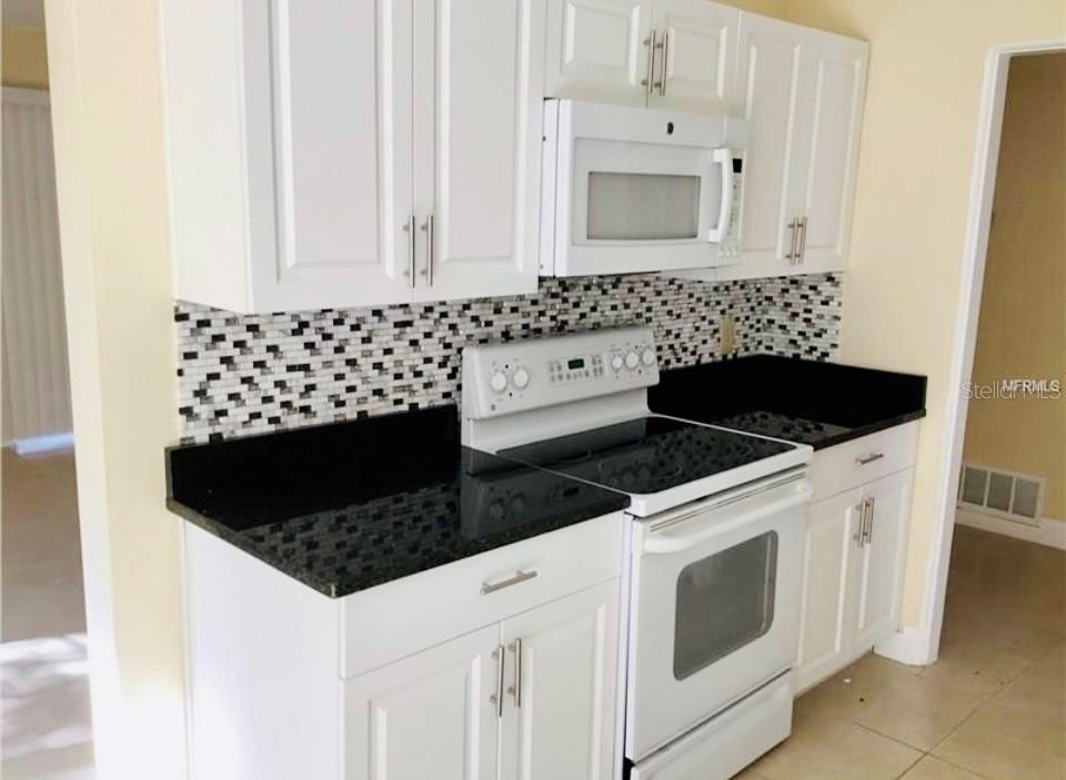 3804 Pine Ridge Road Orlando, FL 32808 - Photo 7 of 26 Gallery Image 7