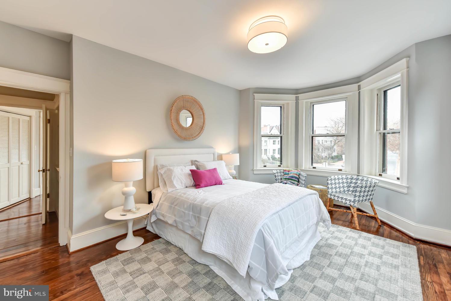 110 13th Street Southeast Washington, DC 20003 - Photo 29 of 58 BR2 looking from closet to park